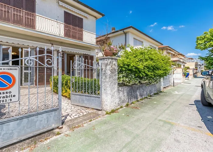 Casa Lidia 900M From Sea With Private Garden - Happy Rentals